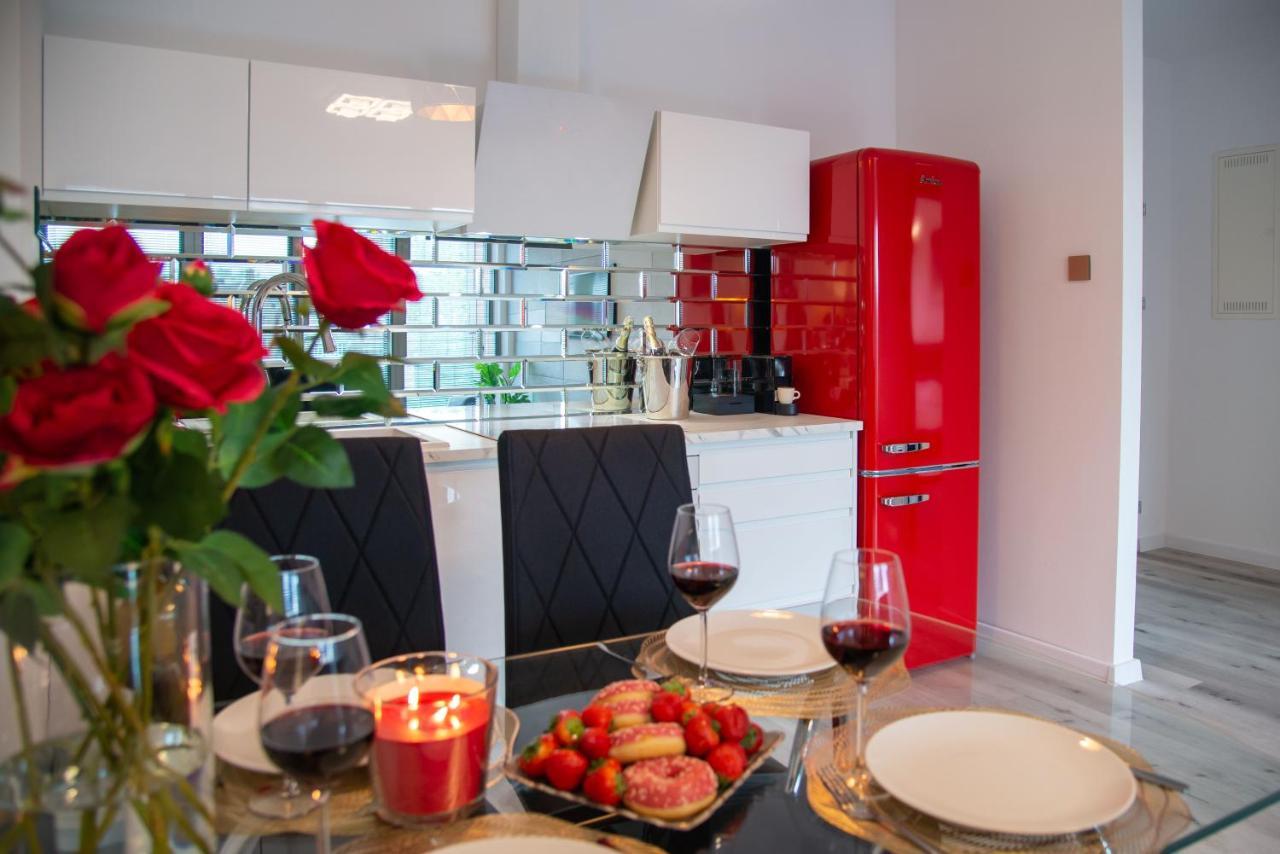 Maya'S Flats & Resorts 55 - Grano Residence Pszenna 5 กดัญสก์ ภายนอก รูปภาพ