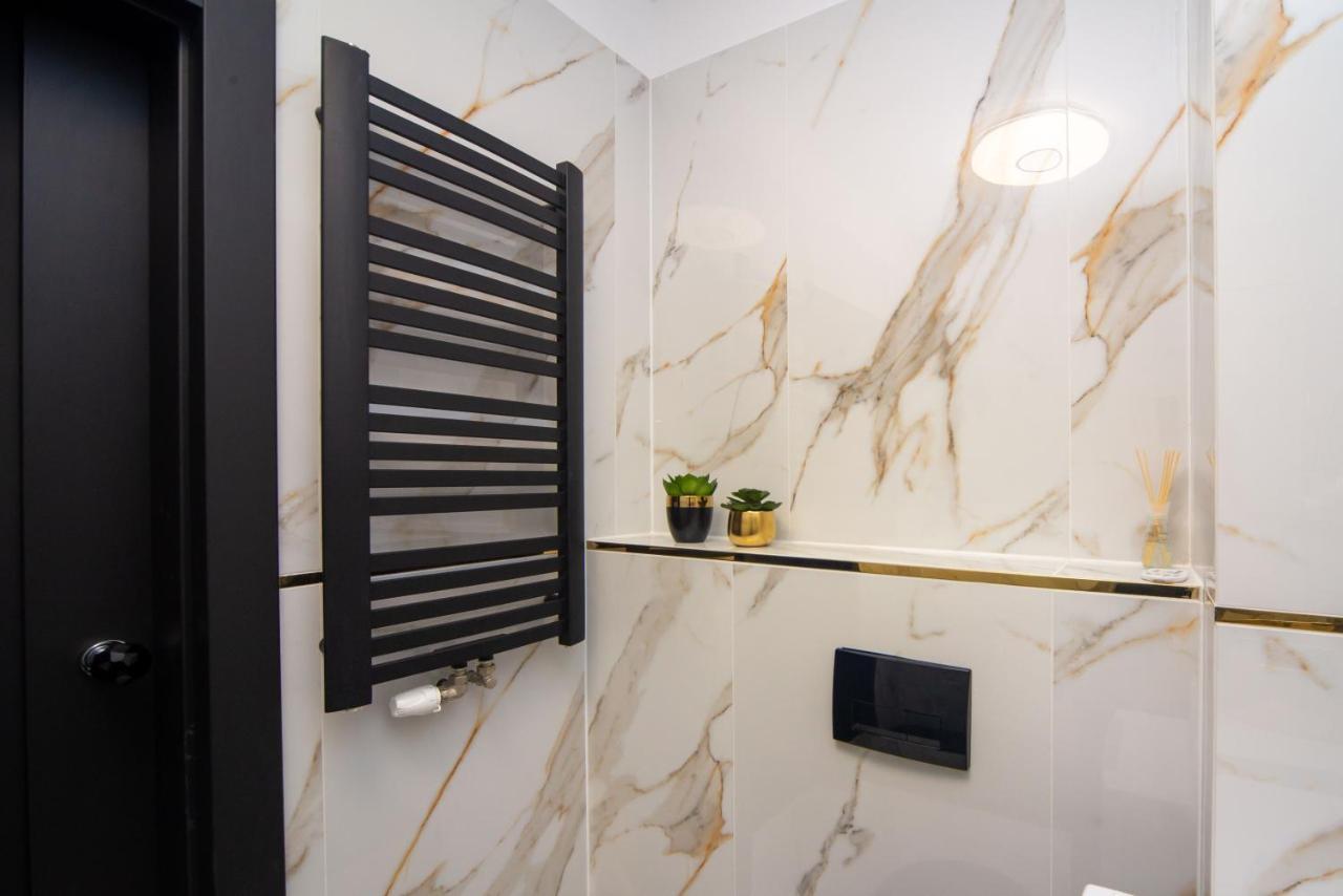 Maya'S Flats & Resorts 55 - Grano Residence Pszenna 5 กดัญสก์ ภายนอก รูปภาพ