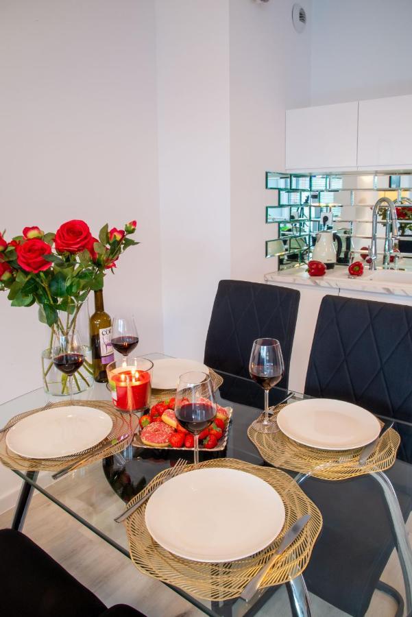 Maya'S Flats & Resorts 55 - Grano Residence Pszenna 5 กดัญสก์ ภายนอก รูปภาพ